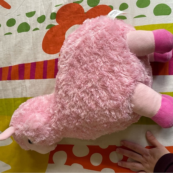 Llama Plushie - Picture 3 of 4